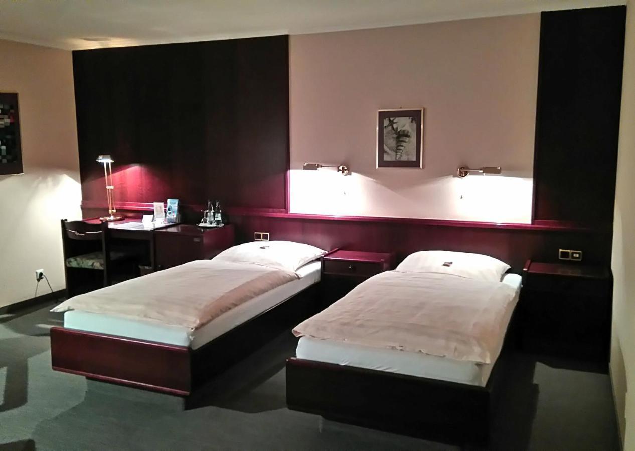Hotel Am Hasengarten バート・ベーダーケーザー エクステリア 写真